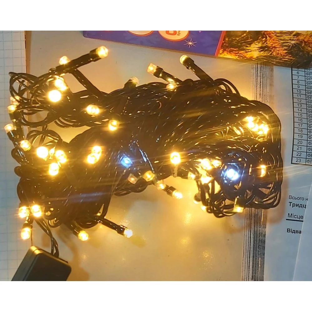 Гірлянда Світлодіод лінійна зі спалахом, тепло білий колір 100LED, 10м., 220 , 01005