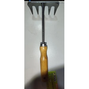 Изображение товара -  Граблі садові Мaster Tool дерев.ручка 225*95мм 14-6191