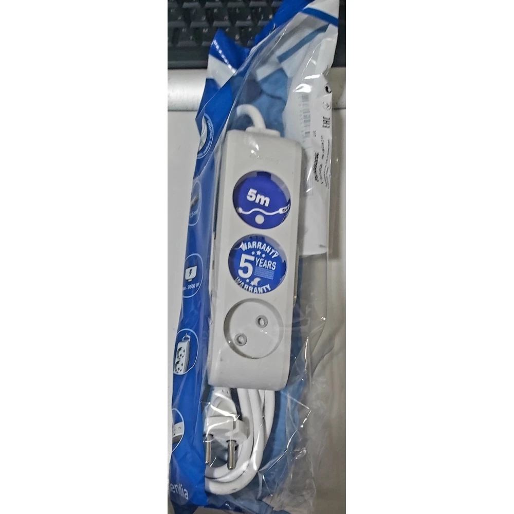 Подовжувач  3 гнізда. 5м. “Panasonic“, VLTB02352GR-UA
